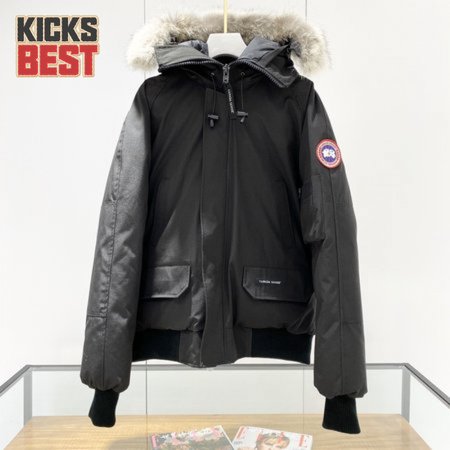 Canada Goose Bomber Down Jacket