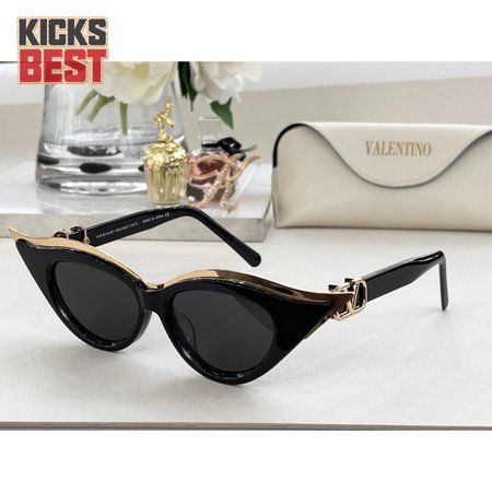 Valentino V Goldcut Ii Acetate & Titanium Cat-Eye Sunglasses In Blk-Gld