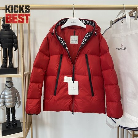 Moncler Down Jacket MC330067