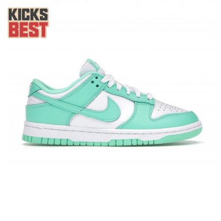 Wmns Dunk Low 'Green Glow' Size 40-47.5